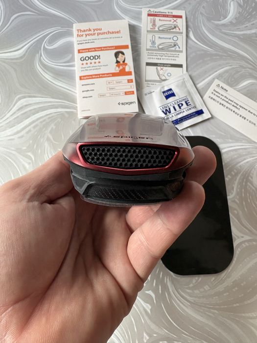 Автостойка за телефон Kuel by Spigen