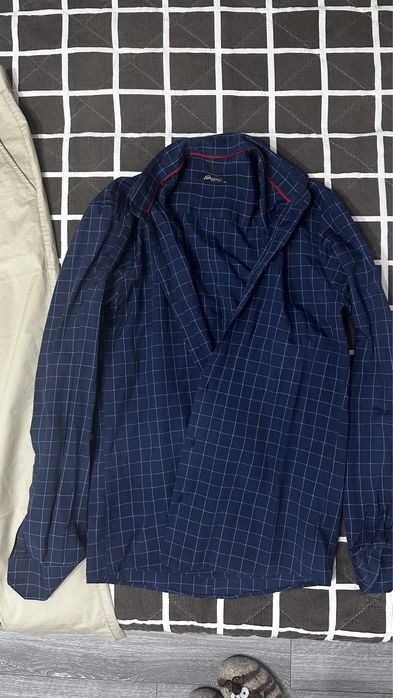 Отдам мужские рубажки и брюки за шоколадку