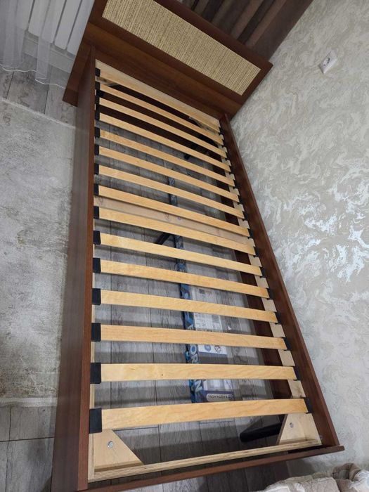 Кровать подростковая 90*200 б/у