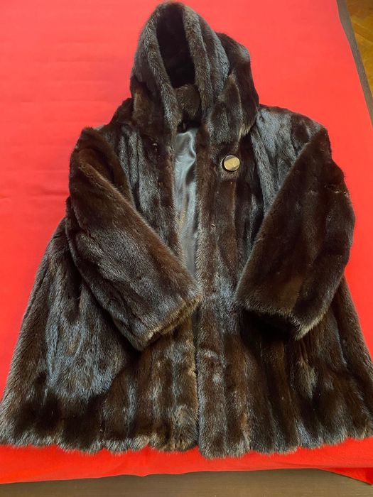 Haina de blana nurca