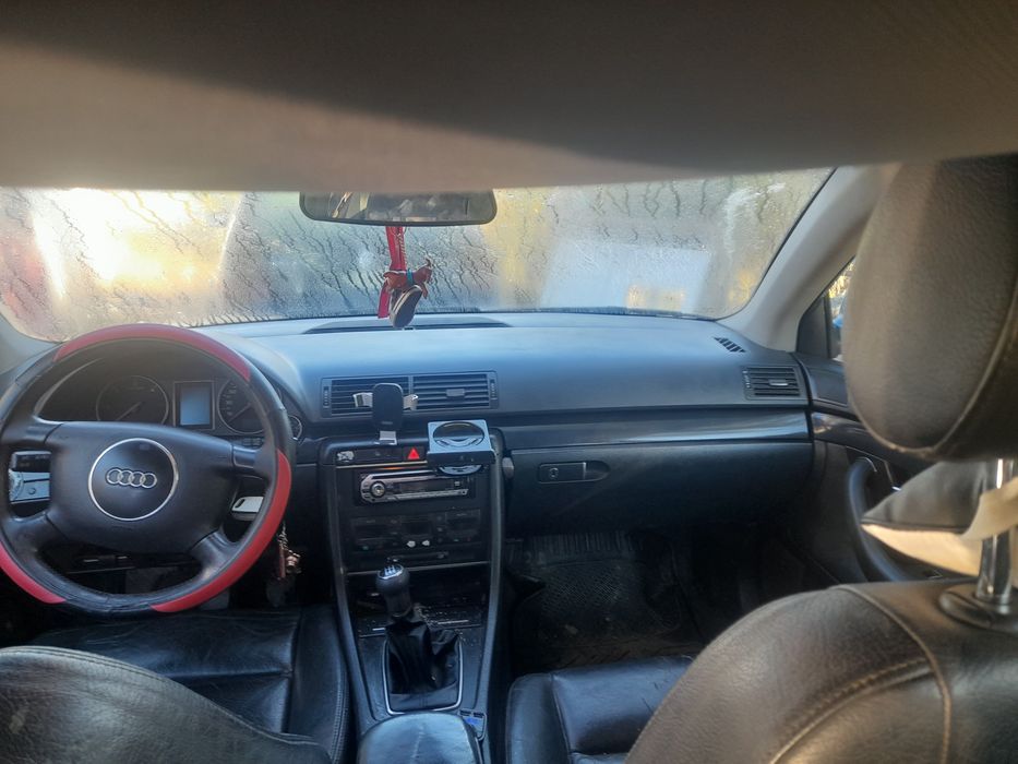 Audi A4 B6 19 131 cp an 2003 perfect funcțional