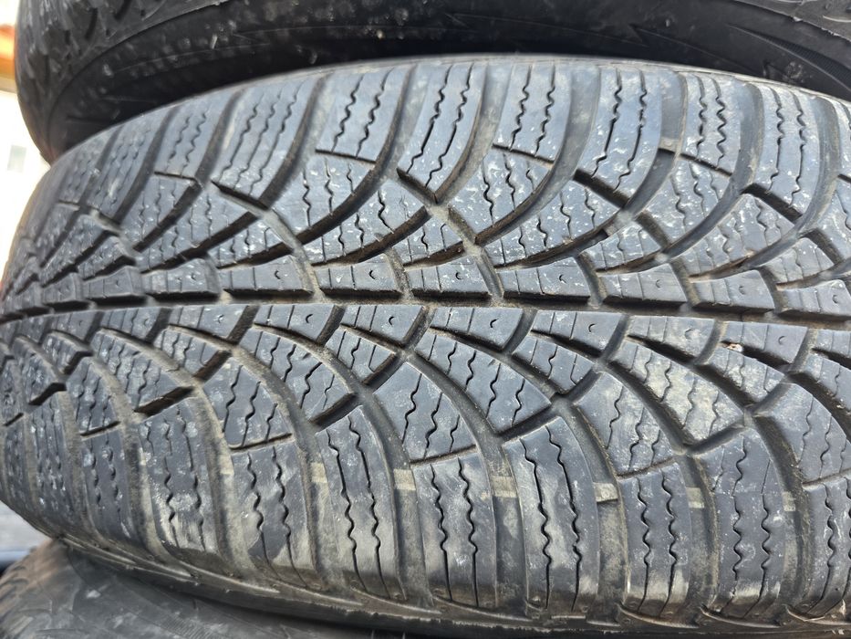 4бр Зимни гуми 165 65 15 - Goodyear