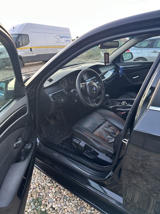 BMW e60 520d•Facelift•Pachet M•Bi-Xenon•Navi•177cp