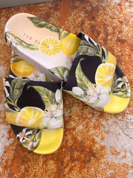 Чехли Ted Baker 38