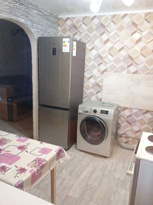 Срочно продам холодильник samsung