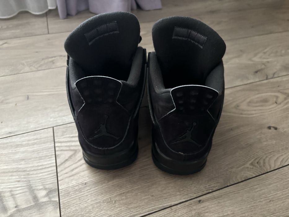Jordan 4 black cat