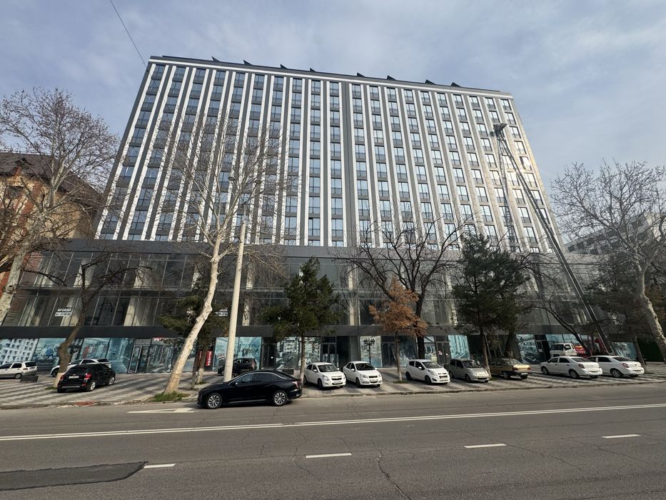Продаю  квартиру в Новостройке ЖК Амир Темур Юнусабад