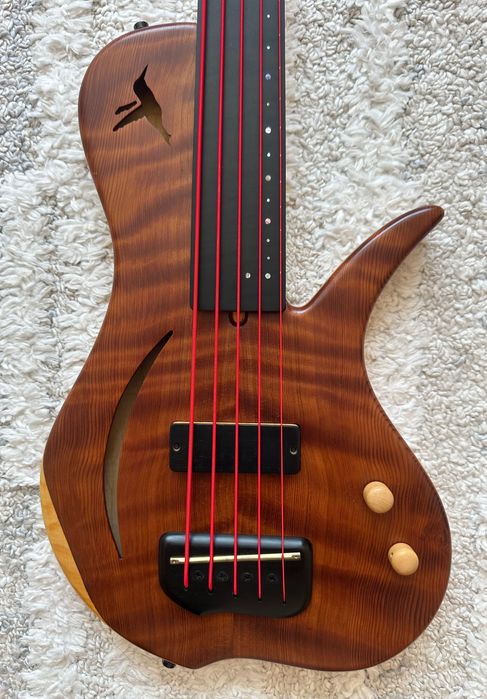 Бас китара BIRD YC5 2016