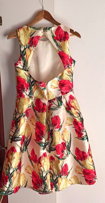 Rochie de vara cu spatele decupat