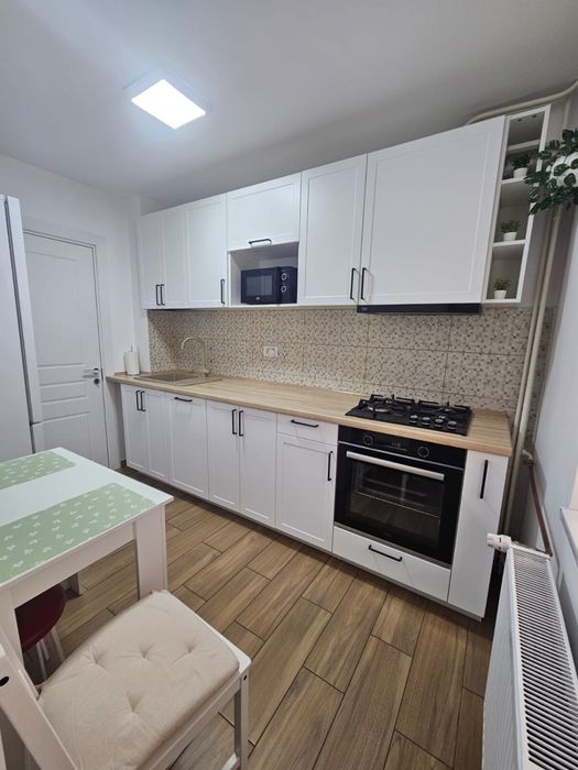 Inchiriez Apartament 2 camere