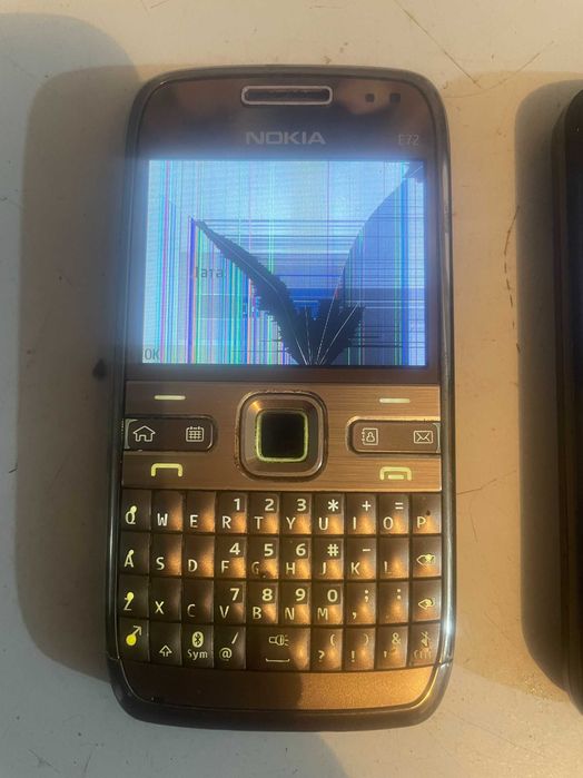 Нокиа Е5 и Нокиа Е72