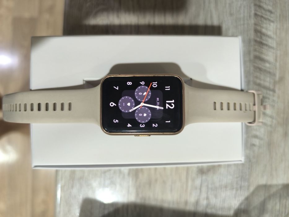 Смарт-часы женские