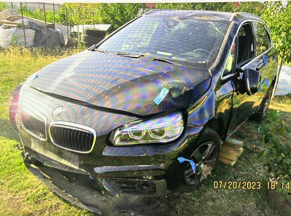 dezmembrări BMW seria 2 doi active Tourer F45 2015 216d automata tracțiune față ușă uși haion bară spate kit airbag planșă bord plafon negru sistem audio HarmanKardon camera marșarier
