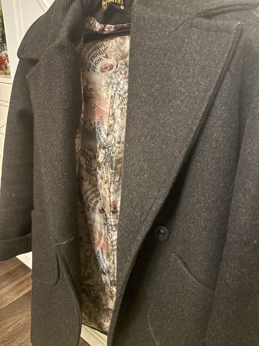 Продам пальто весеннее