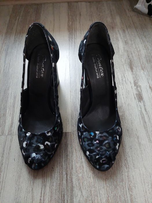 Pantofi piele întoarsă cu imprimeu, nr 38