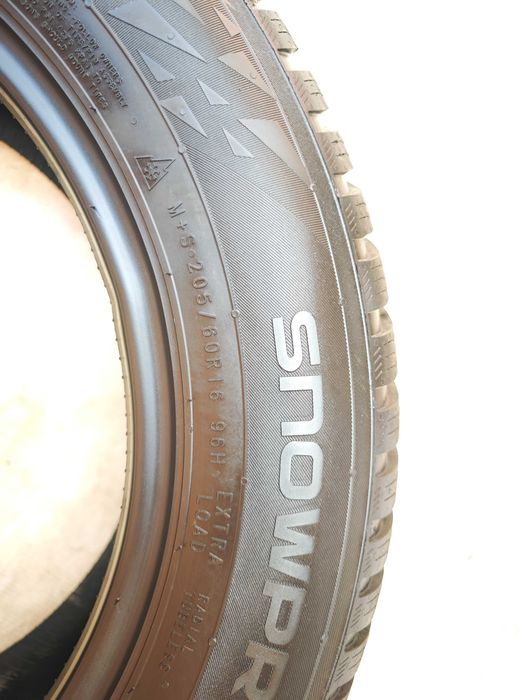 Anvelope 205/60/16 allseason M+S Nokian an 2025 ca noi