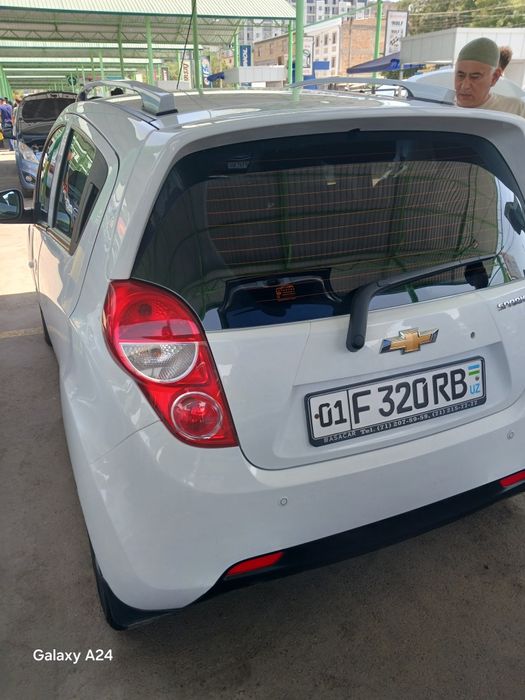 2021 йил узимни машинам 74 минг юрган автомат бензинда