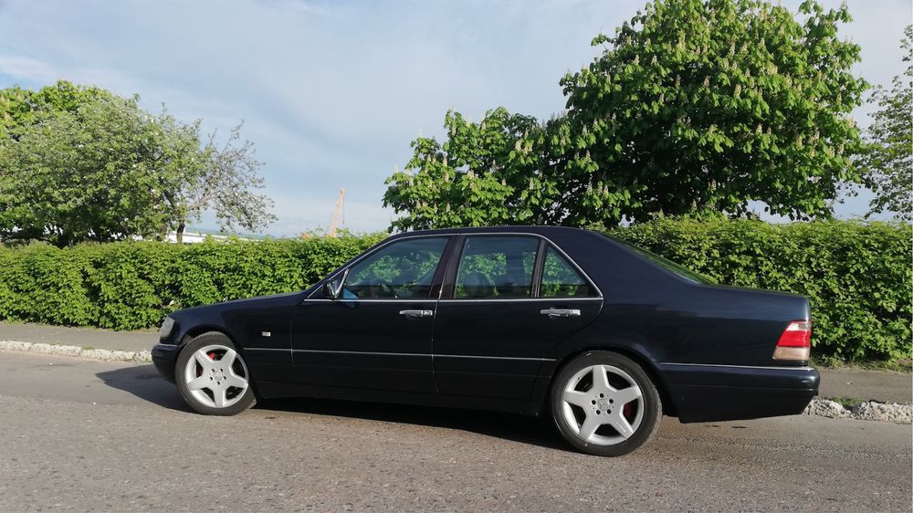 Продам диски AMG R18