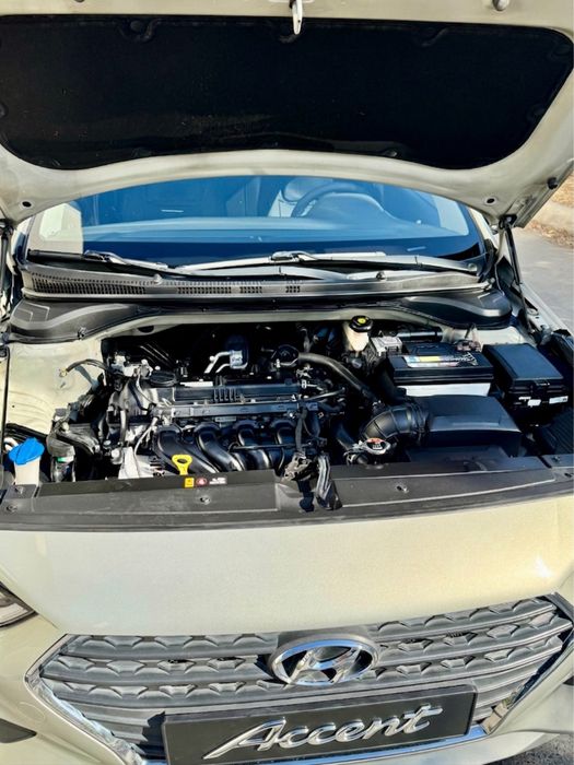 Hyundai Accent 2020/1,6/full/автомат
