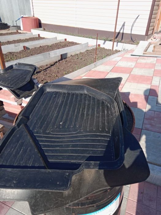 Продам резиновые коврики