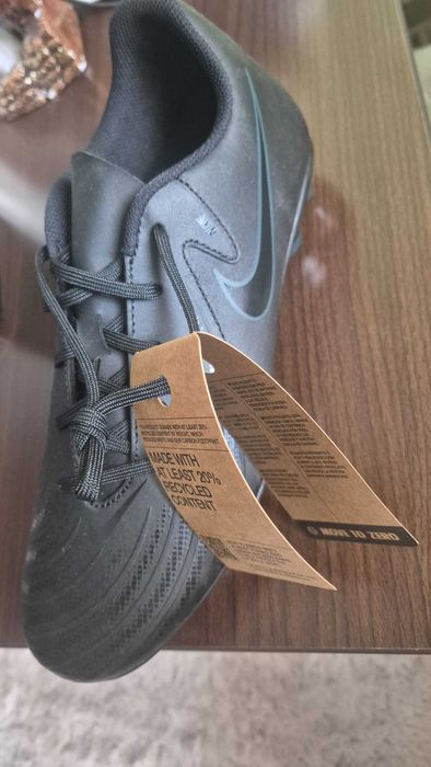 Ghete de fotbal  pt teren sintetic si iarba