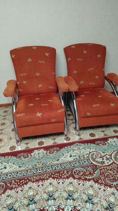 Мягкая мебель и шкафы