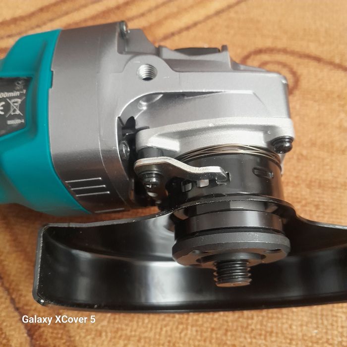 Ъглошлайф MAKITA GA005G