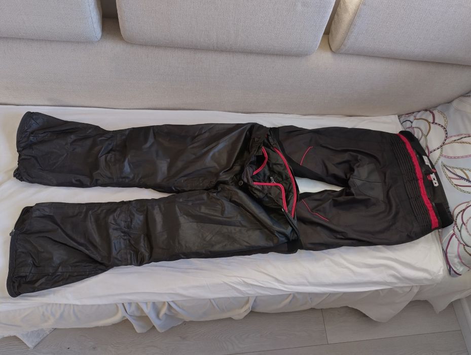 Pantaloni și jachete moto,femei și bărbați