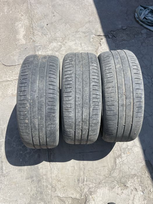 Продам резину летнию на 16
