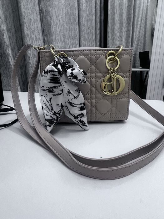 Сумка типо Dior через плечо