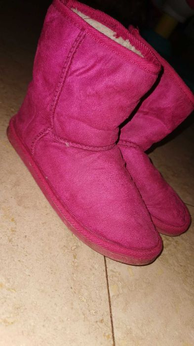 Ugg-uri marimea 35