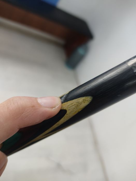 кии билярьдный.             тюльпан