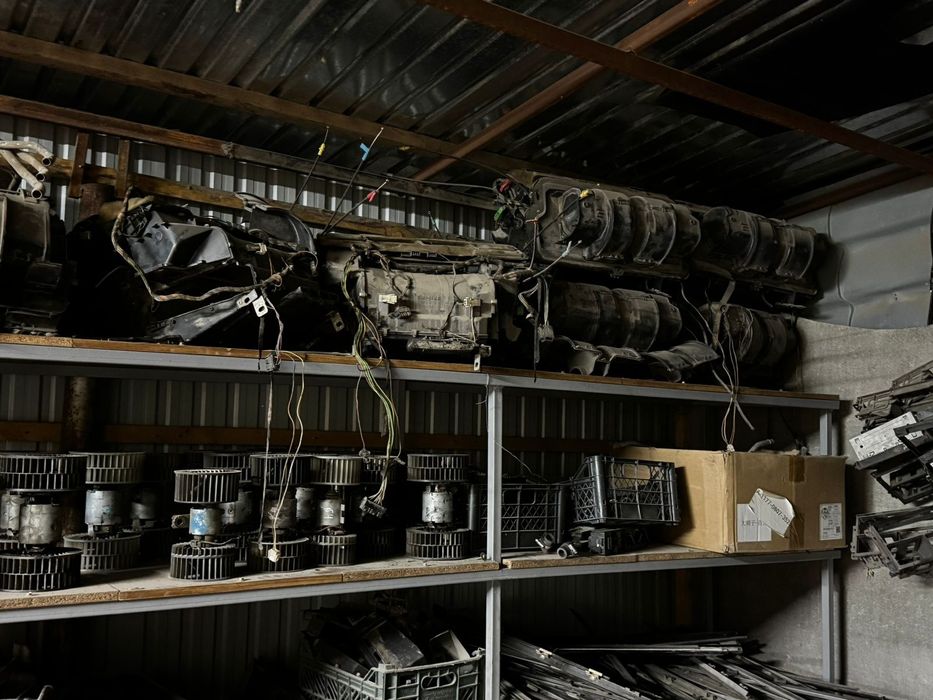 BMW e34. Разбор Есть всё. Возможна отправка.