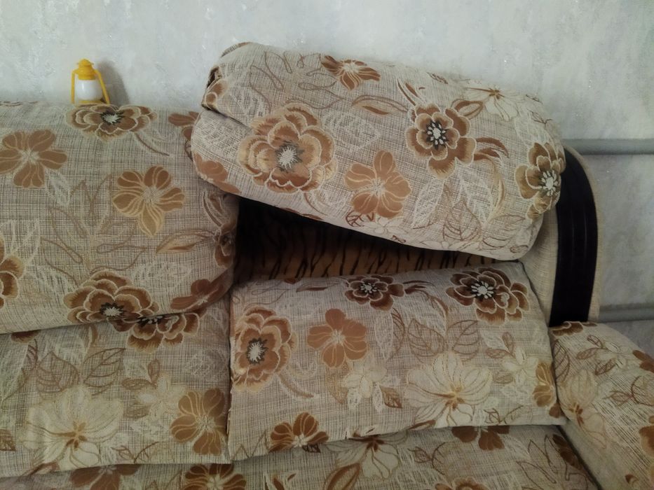 Продается угловой диван