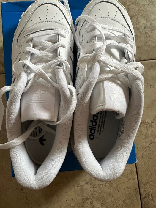 Дамски кецове Adidas Rivalry low