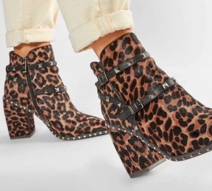 Botine animal print Alma en Pena,super model, Ita
