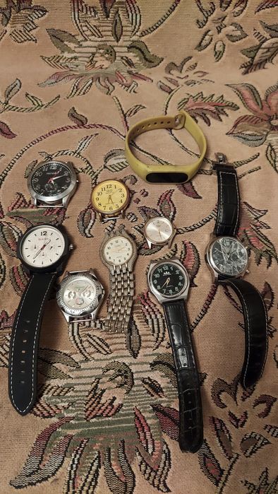 Часы на запчасти,