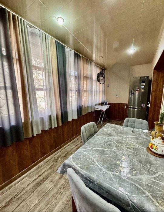 Массив Ялангач 3/2/4 кирпич 70м2 эко базар