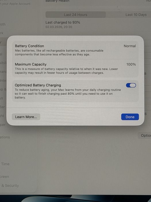 MacBook Air 13,6-inch, Mid 2022 M2, 8GB DDR, 256GB ssd Baterie 100%