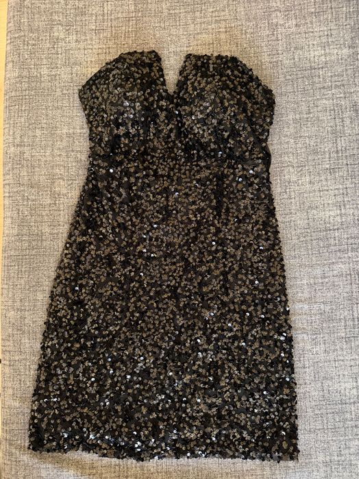 Продавам дамски рокли