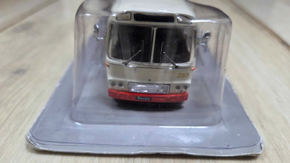 Machetă de autobuz Karosa ŠM 11, scara 1:72