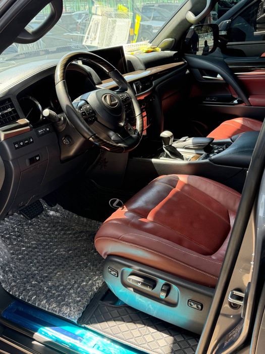 Lexus 570 LX S full opsion
