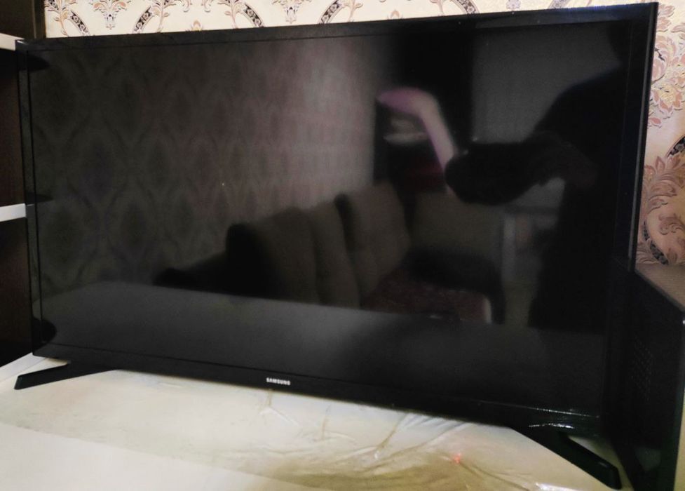 Samsung TV 32...