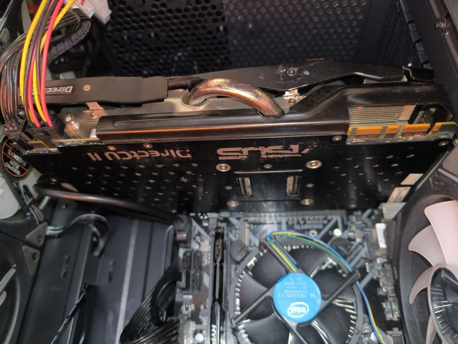 Vând PC in stare bună