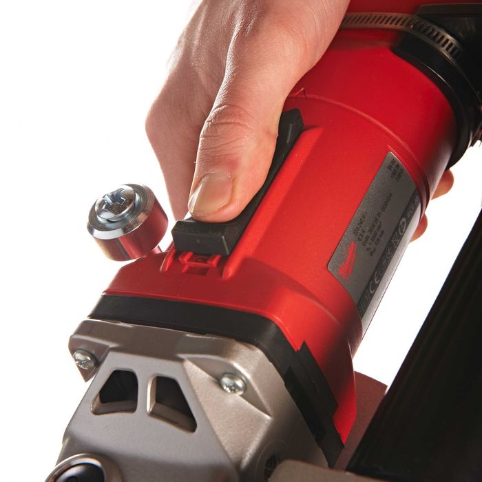 Mașină de frezat caneluri 1500 W, 125 mm (adâncime de tăiere 30 mm- cu garantie