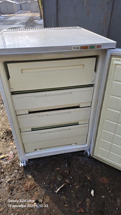 Продаётся морозильник