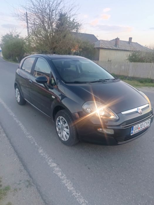 VAND FIAT PUNTO EVO BENZINA 1,2 AN 2011 KM 88600 reali