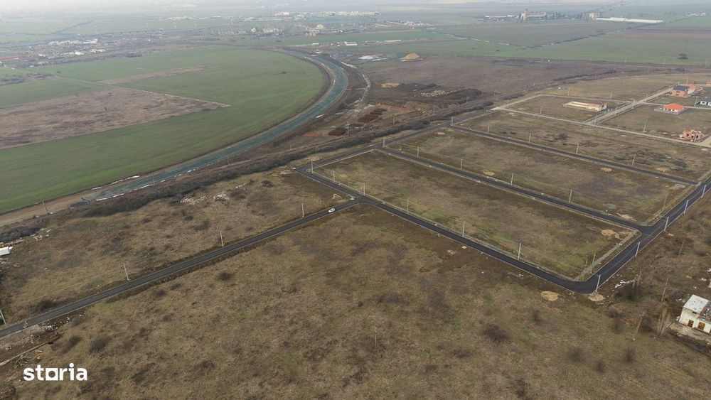 Teren intravilan de 606 mp în Vladimirescu