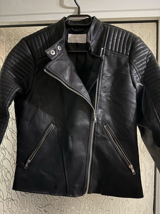 Дамско кожено яке