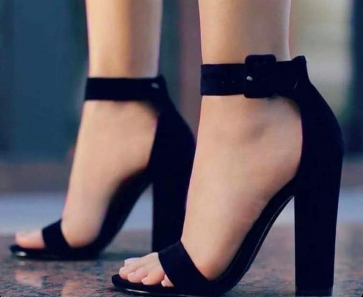 Продам туфли новые